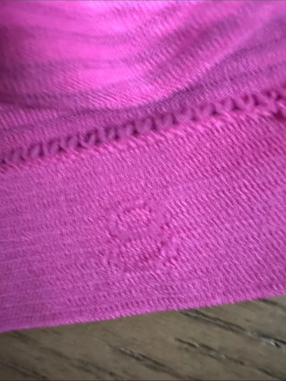 Lululemon Swiftly Tech Racerback Tank Size 8 - Pink